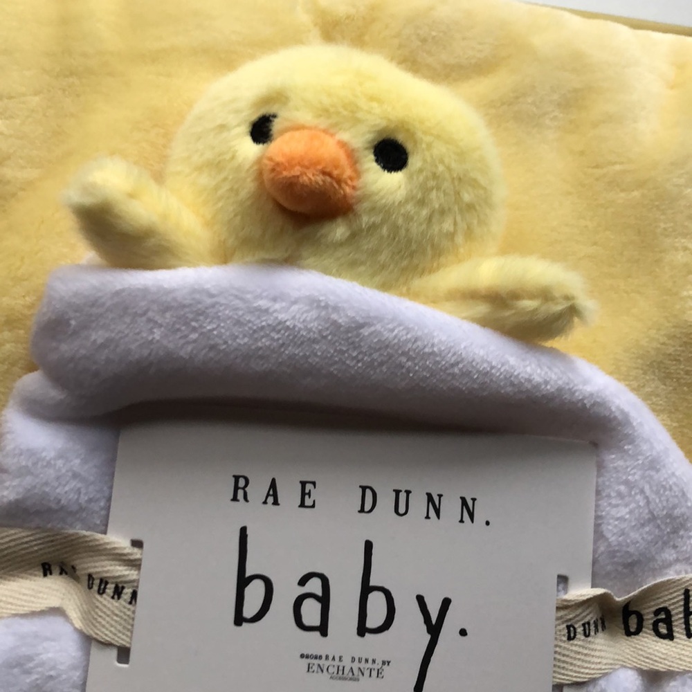 Rae Dunn Baby’s 1st Easter Plush Baby Blanket - Picture 4 of 5